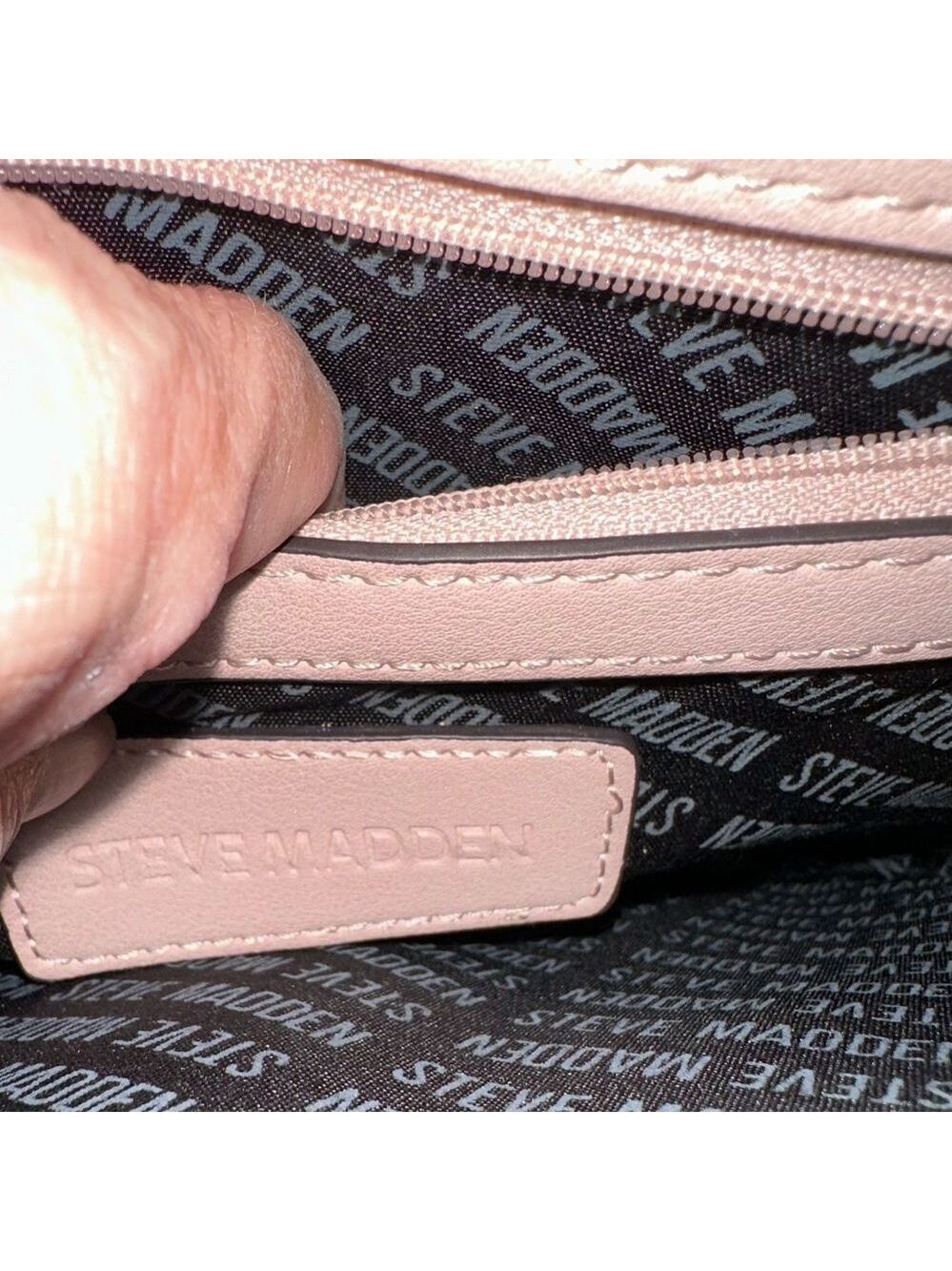 Steve Madden Blush Bmarcie Cross Body Bag - Picture 4 of 5